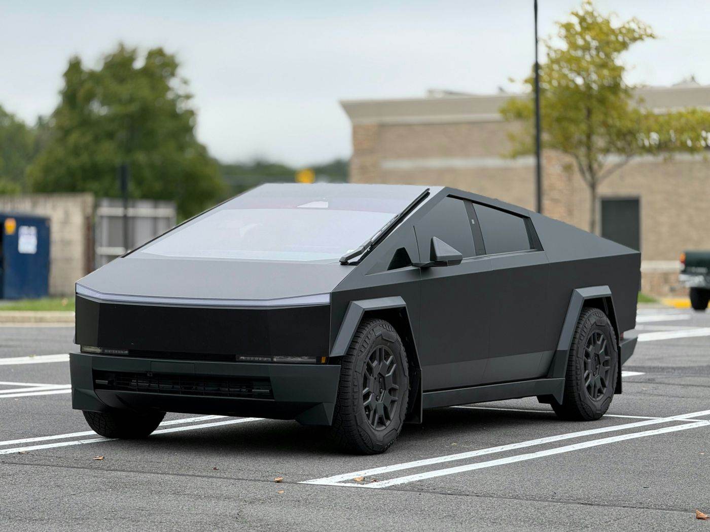 Reuters: Tesla se pregăteşte să lanseze Cybercab în Austin, primele curse pentru angajaţi